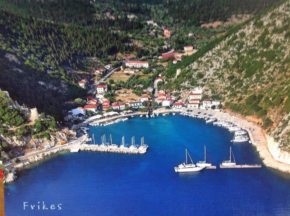 Hotel Nostos Frikes 외부 사진