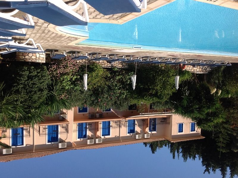 Hotel Nostos Frikes 외부 사진